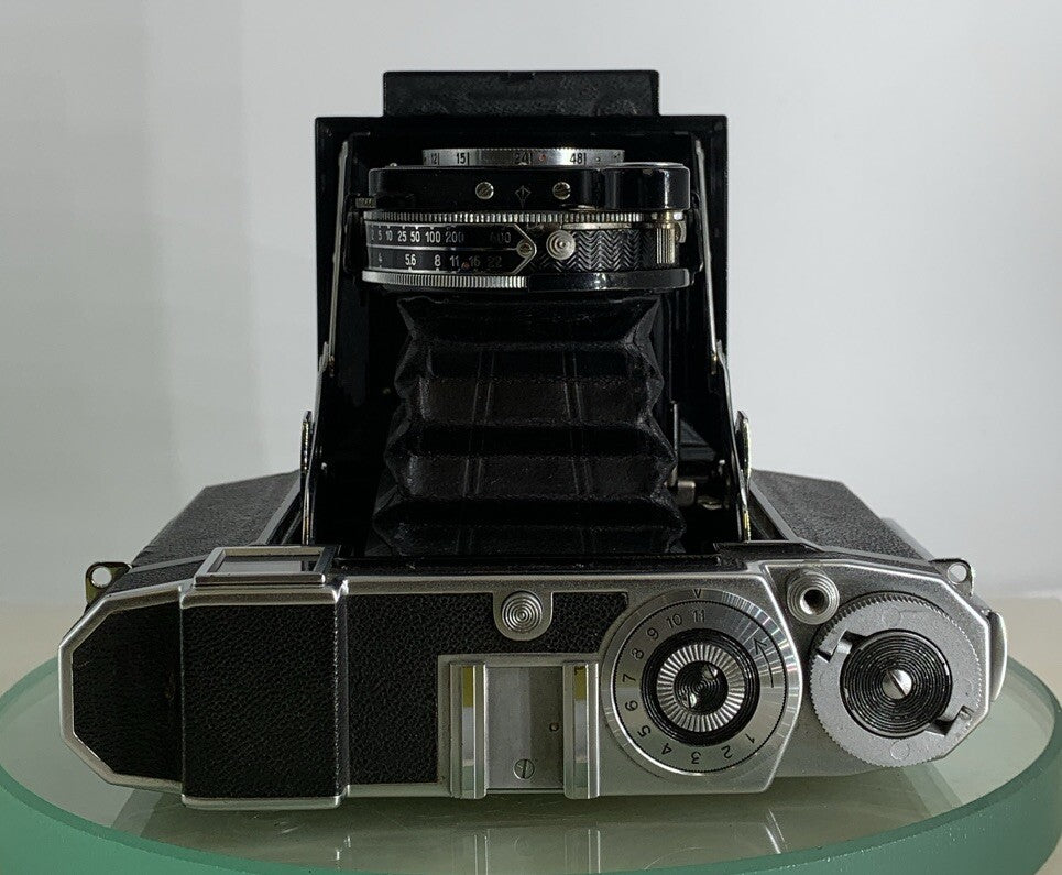 ZEISS IKON SUPER IKONTA 532/16 Folding Camera. Zeiss Tessar T 2.8/80mm Lens #2368