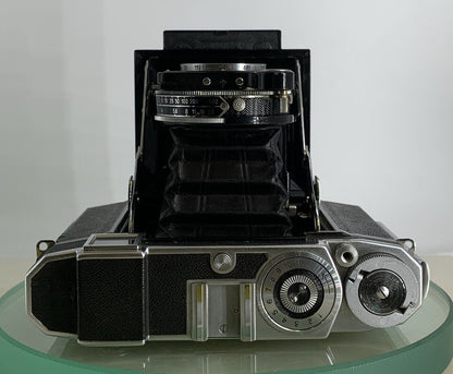 ZEISS IKON SUPER IKONTA 532/16 Folding Camera. Zeiss Tessar T 2.8/80mm Lens #2368