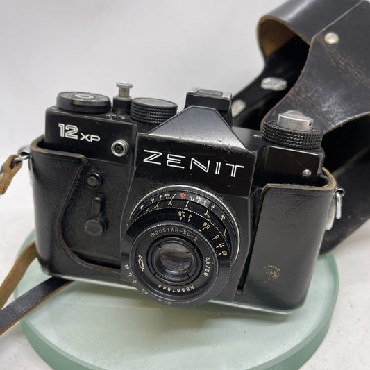 ZENIT 12 XP 35mm Film SLR M42 Screw Mount Manual Camera + INDUSTAR-50-2 50mm 3,50