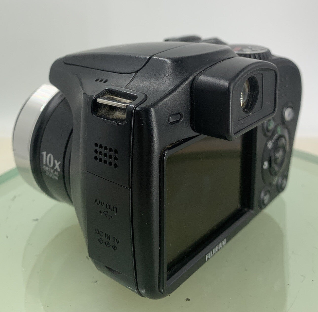 Fujifilm FinePix S Series S5700 7.1MP DIGITAL CAMERA BLACK WITH CASE TESTED- 2104