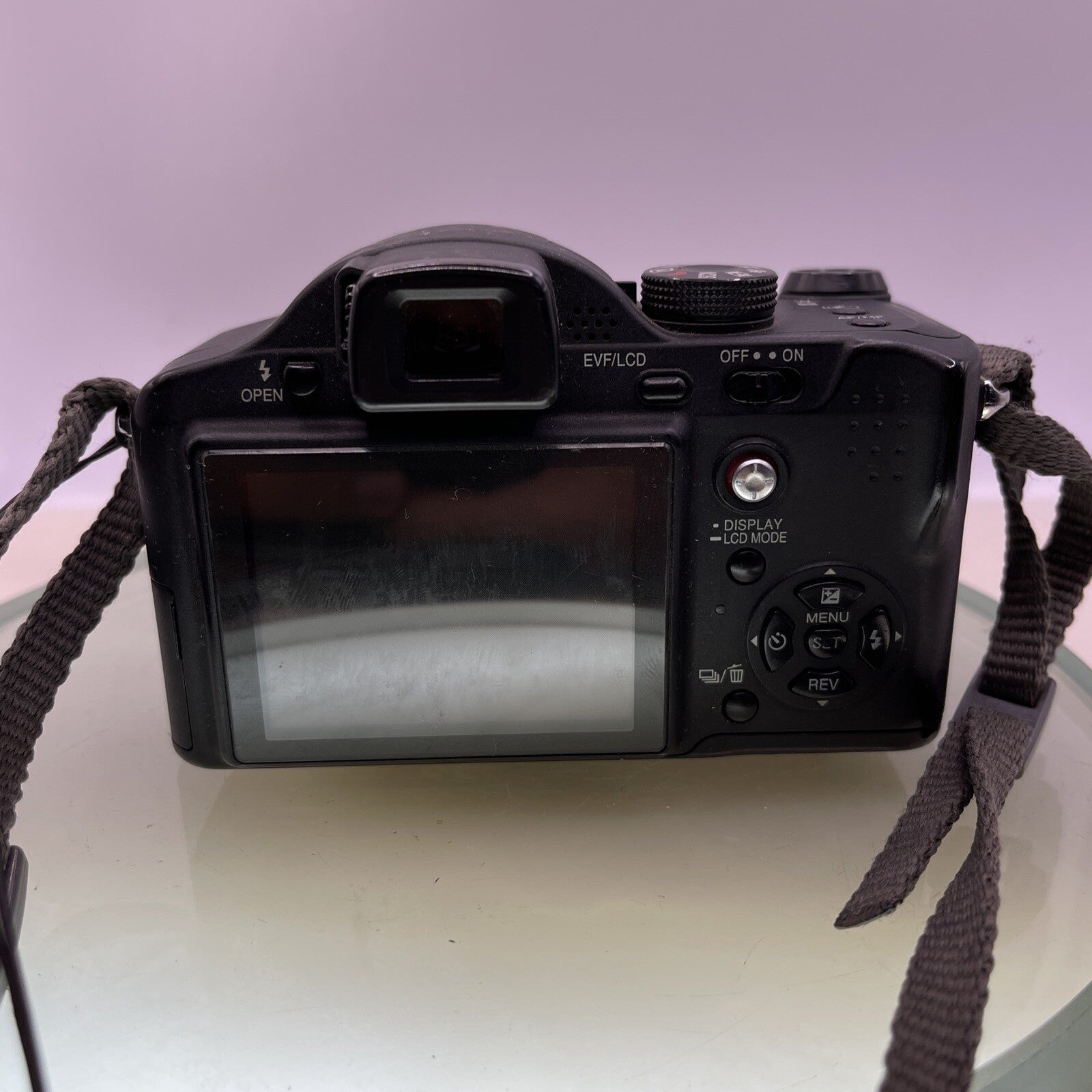 Panasonic Lumix DMC-FZ7  Digital Bridge Camera Leica 12x Zoom Charger+2GB #3664
