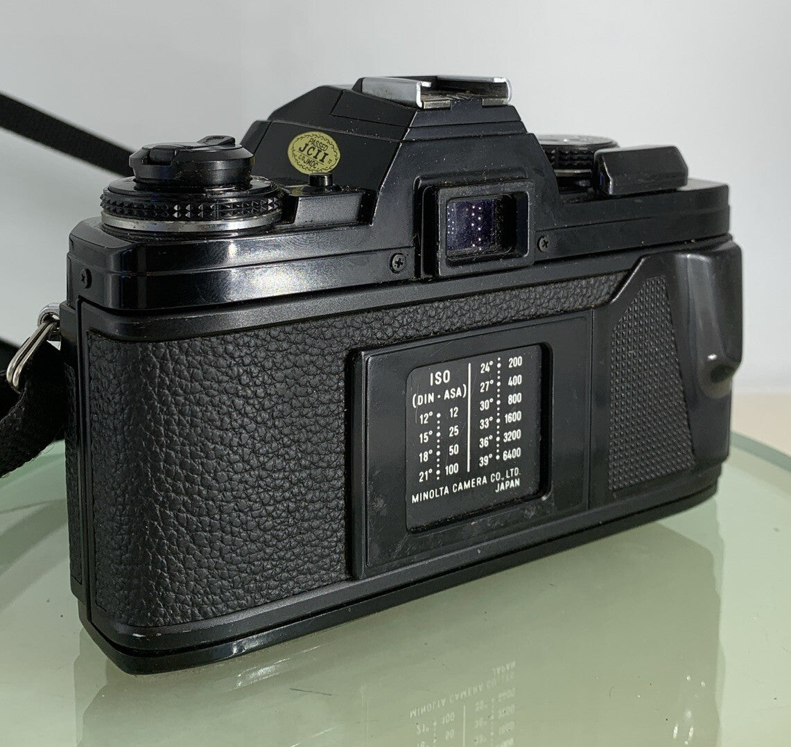 Minolta X-700 35mm Film SLR Manual Camera w-Minolta 50mm f/1.7 MD Lens ++ - #1814