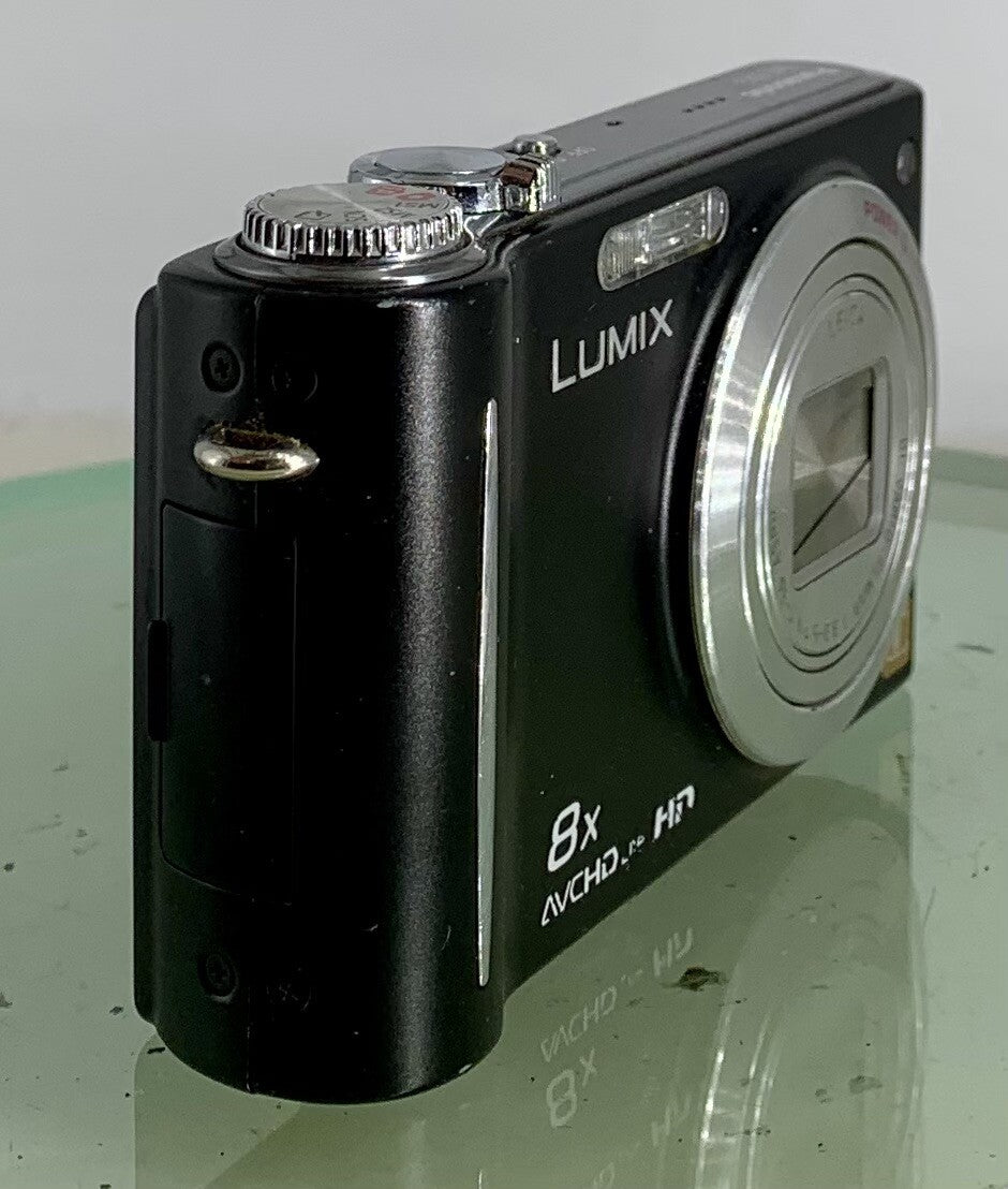 Panasonic Lumix Dmc-Zx3 8X Compact Digital Camera+Charger+SD Card+Tested - 3222