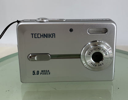 Technika JA550KS 5.0MP Compact Digital Camera SILVER + WIRE TESTED - 9741
