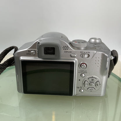 Panasonic Lumix DMC-FZ7 Digital Camera & CHARGER 12x Zoom Silver, TESTED - 9523