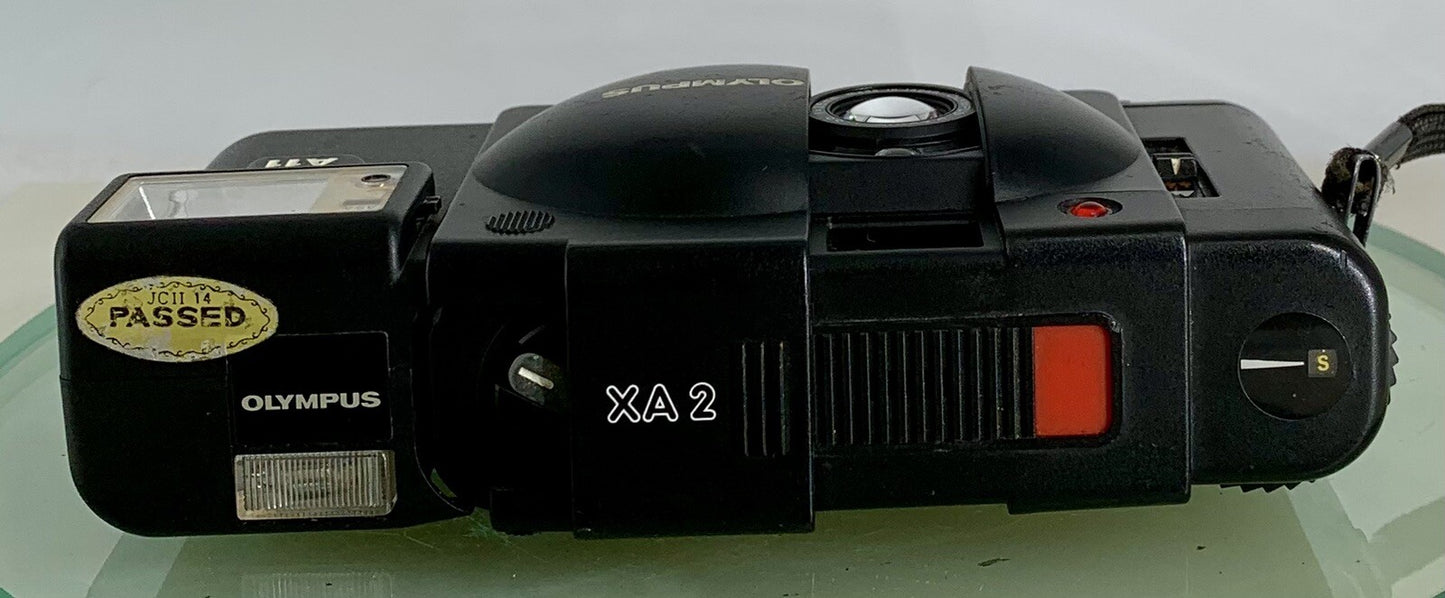 OLYMPUS XA2 Electronic Flash A11 D.ZUIKO 35mm f3.5 TESTED  POINT & SHOOT CAMERA6