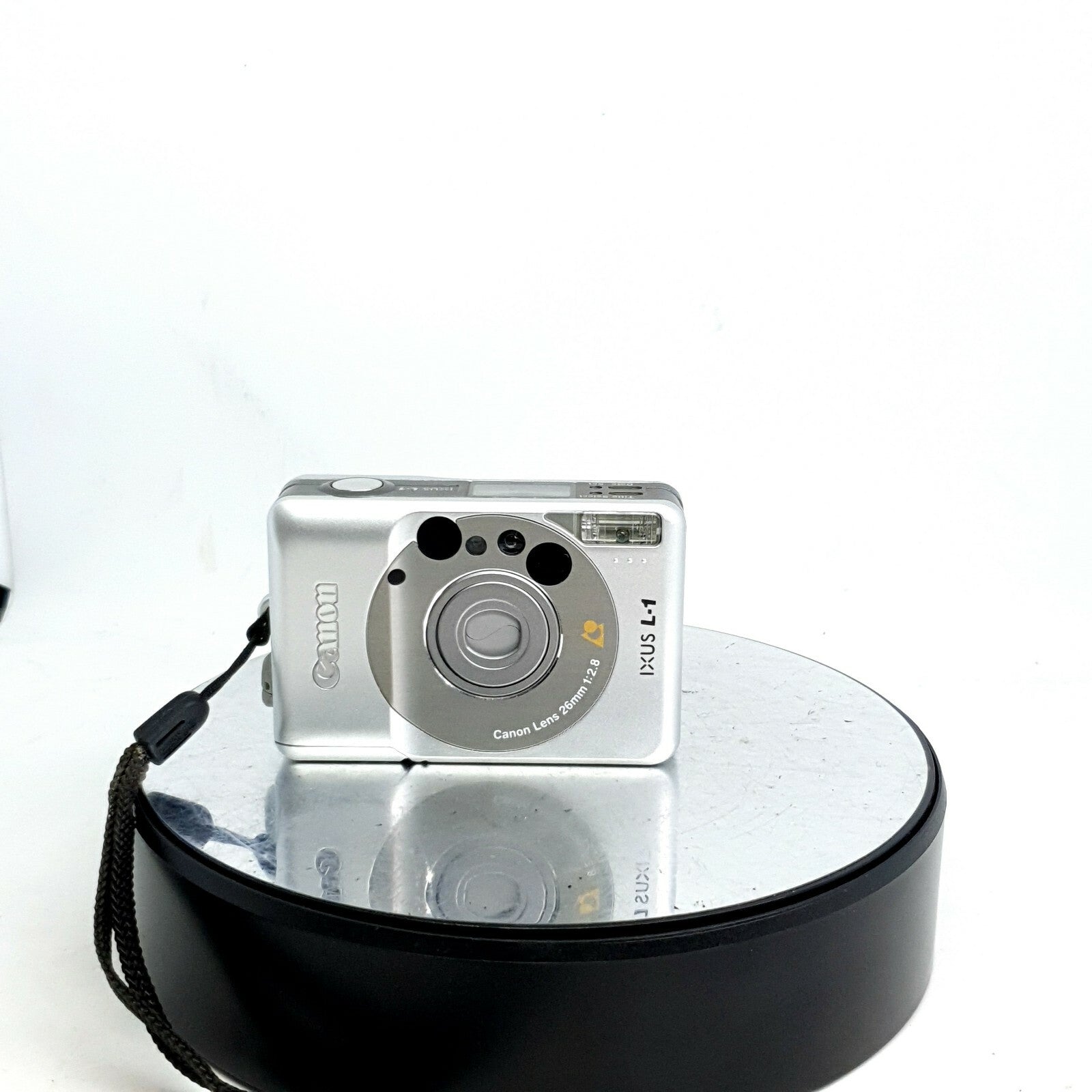 Canon IXUS L1 APS compact film camera in silver./Boxed,Great Condition #9222