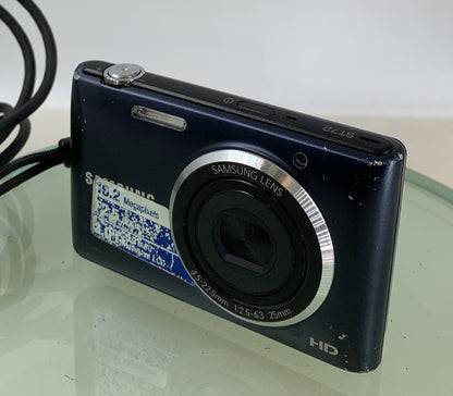 Samsung Digital Camera ST72 Blue + 16GB Memory Card AND WIRE- Tested - 9862