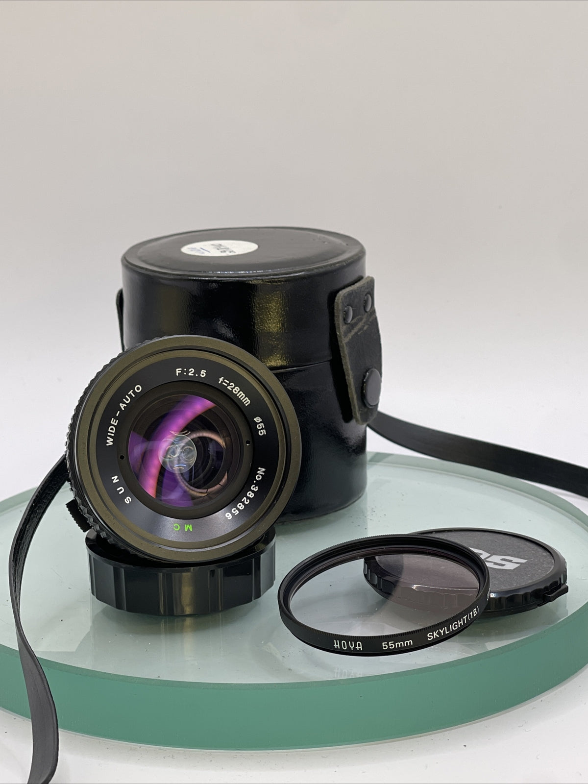 SUN Japan 28mm F2.5 Fast Wide Angle Lens for OLYMPUS OM SLR fit. CASE+caps CLEAN0