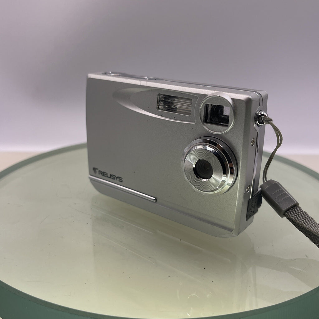 Relisys RDC-3100 3.1MP Compact Digital Camera Silver Tested 128MB SD Card #6412
