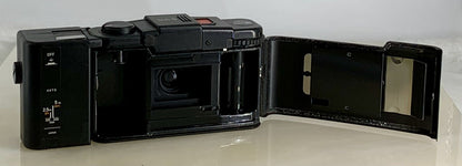OLYMPUS XA2 Compact Camera 35mm Flash A11 D.ZUIKO 35mm f3.5 TESTED + Case 678