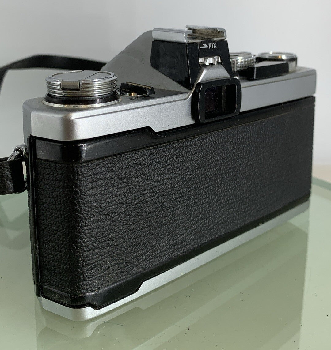 Olympus OM-1 MD 35mm SLR Film Camera &  Olympus ZUIKO  50mm f1.8 Lens- TESTED1384