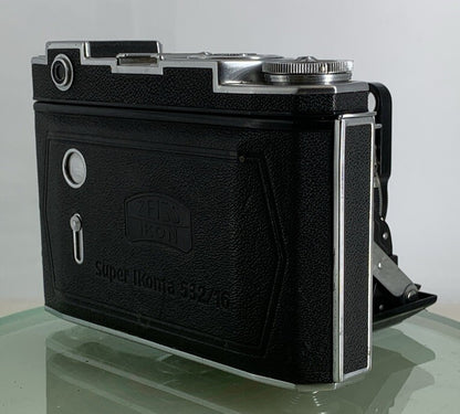ZEISS IKON SUPER IKONTA 532/16 Folding Camera. Zeiss Tessar T 2.8/80mm Lens #2366