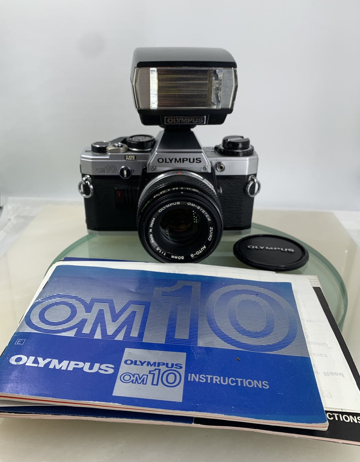 Olympus OM10 35mm Film SLR Manual Camera +Olympus 50/1.8 MC Zuiko Lens TESTED8090