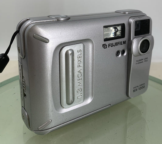 Fujifilm Digital Camera MX-1200 1.3MP 128 MB CARD NO CHARGER SIIVER TESTED - 6530