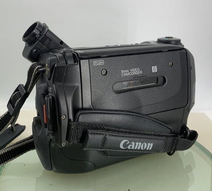Canon UC900 8mm Video Camcorder Camera + REMOTE+EXTRA BATTERIS+BAG TESTED-2992