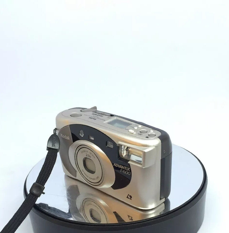 KODAK ADVANTIX F600 QUARTZ DATE~PANORAMA APS FILM CAMERA WITH 30-60MM LENS #3372