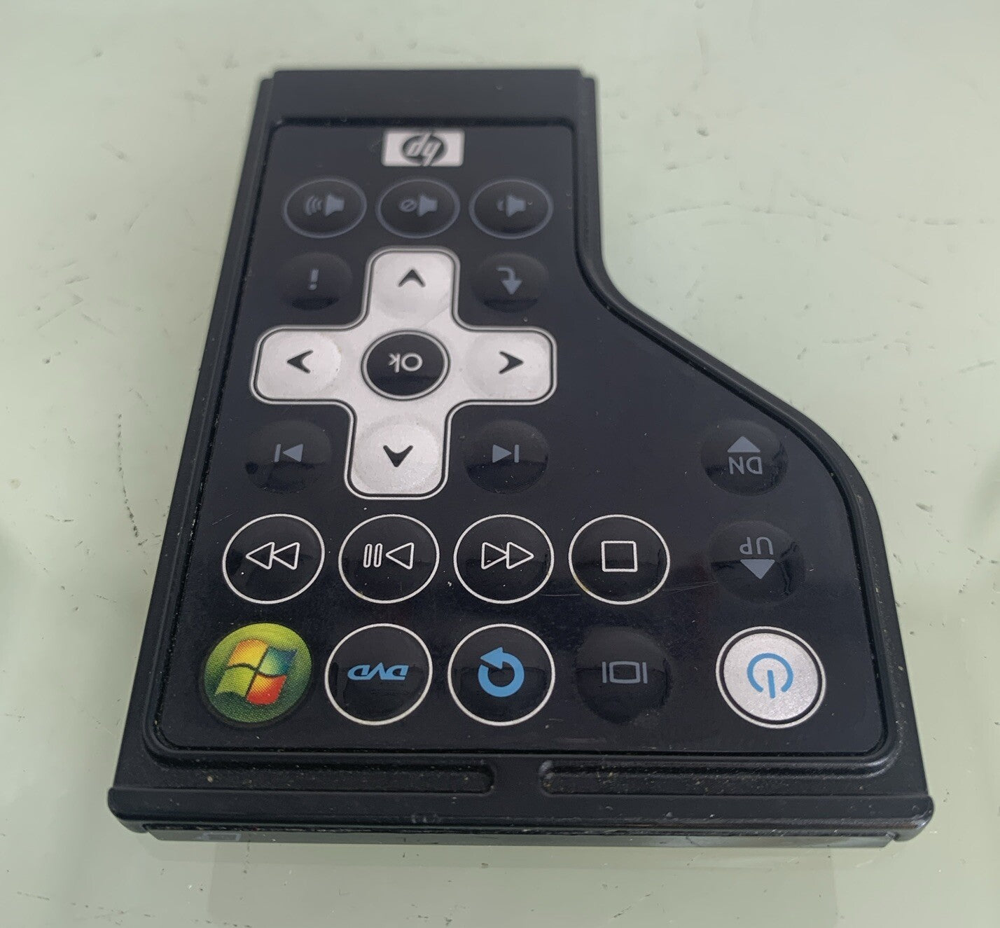 Genuine HP Laptop DVD Remote Control RC1762302/00 BLACK CLEAN AND TESTED - 1443