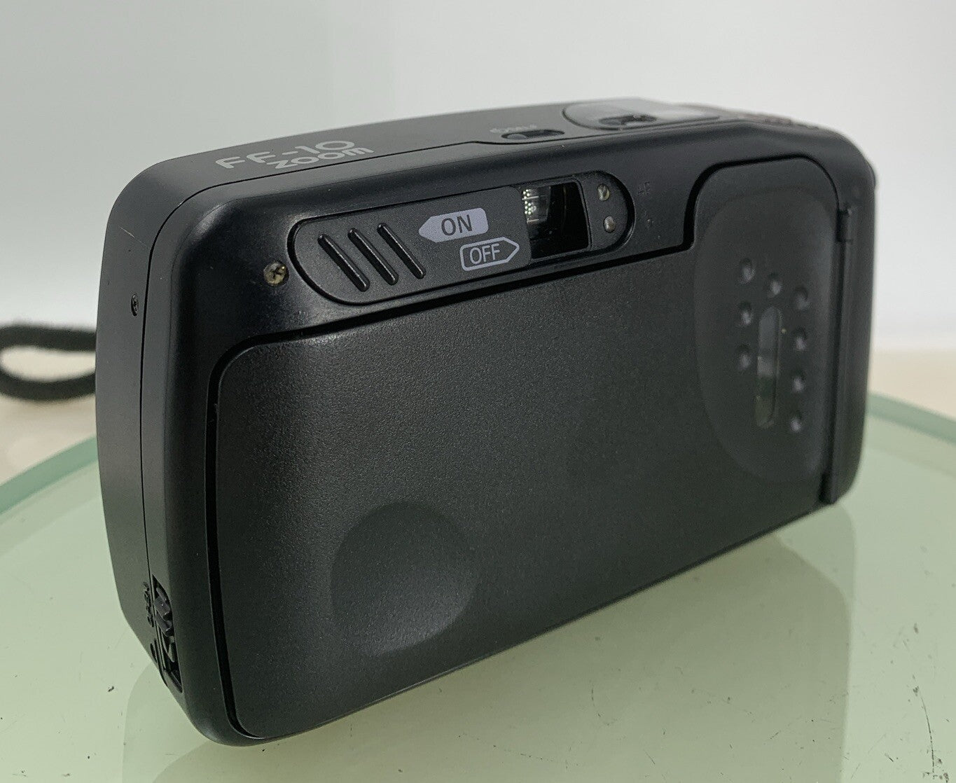 Ricoh FF-10 Zoom POINT AND SHOOT 35mm FILM CAMERA + COVER TESTED - 1424