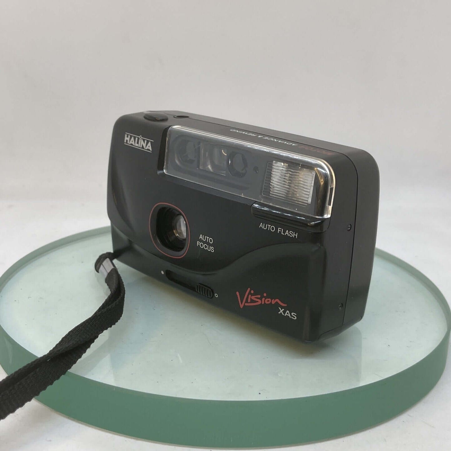 VIntage HALINA VISION XAS AUTO FLASH & FOCUS COMPACT CAMERA & CASE -TESTED#5542