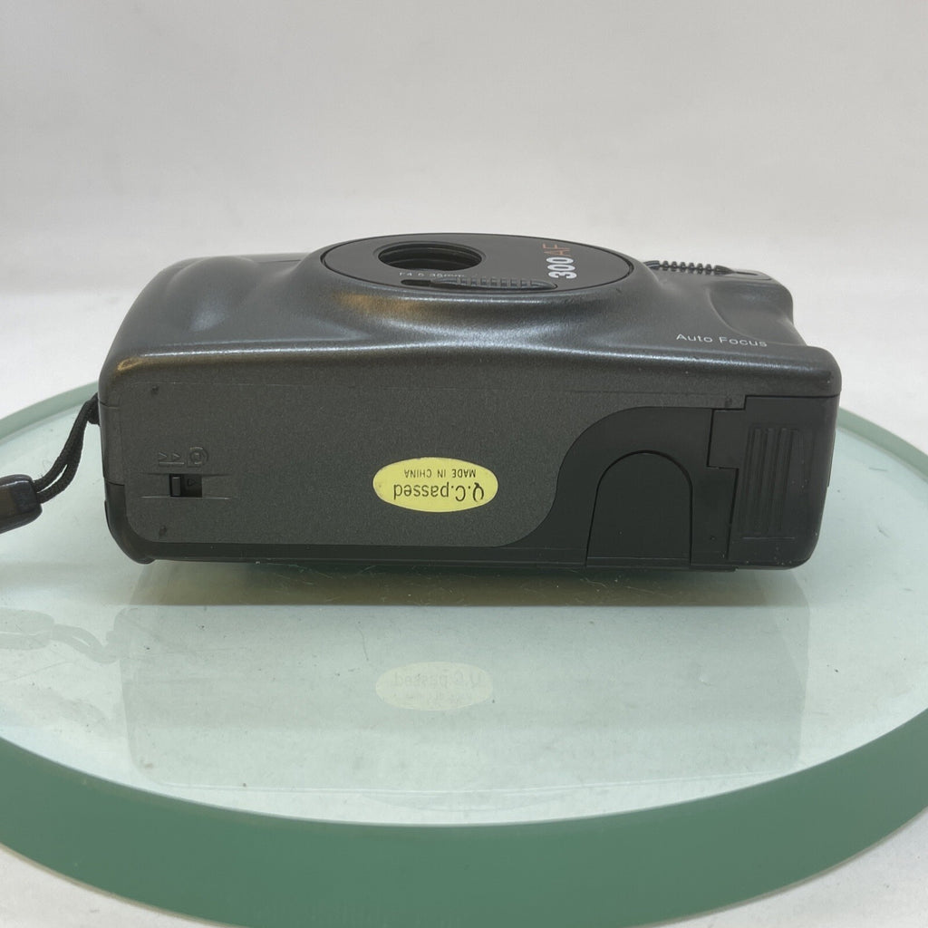 Boots 300 AF 35mm Film Camera Point & Shoot Collectable, Instructions, case #4915