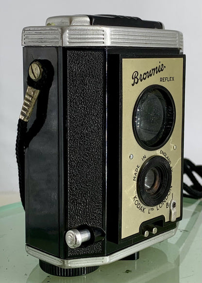 Vintage Kodak Brownie Reflex Camera Made in England + Case - 3232