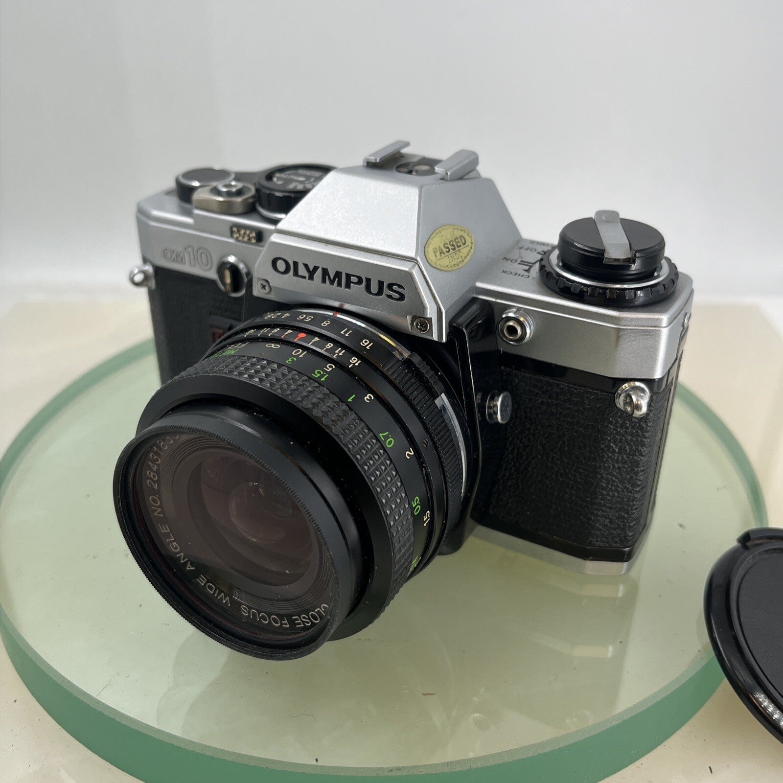 Olympus OM10 35mm SLR Film Camera + Vivitar 28mm 1:2.8 MC  Lens/ WORKING #9062