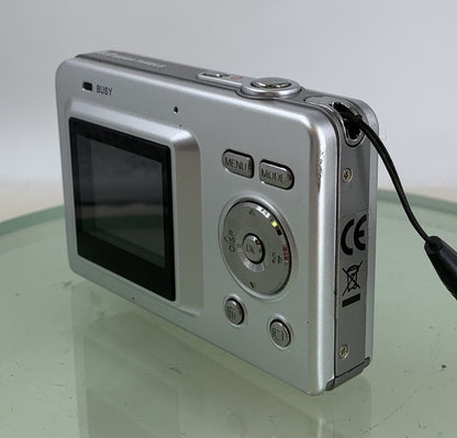 Technika JA550KS 5.0MP Compact Digital Camera SILVER + WIRE TESTED - 9743