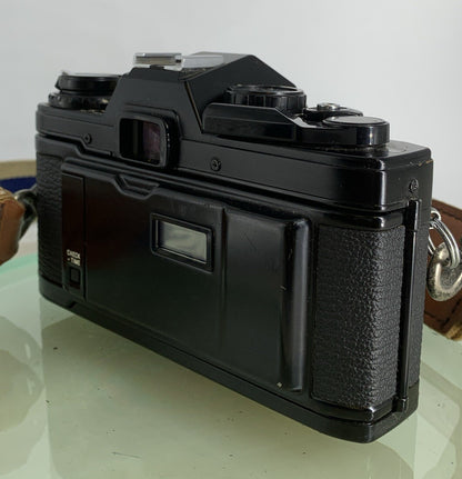 Black Quartz Olympus OM10 35mm SLR Camera Olympus 50mm 1.8 Manual Adapter TESTED6