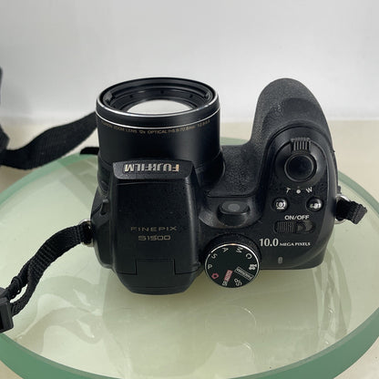 FujiFilm FinePix S1500 10MP 12x Zoom Mini SLR Style Bridge Camera Tested #5636