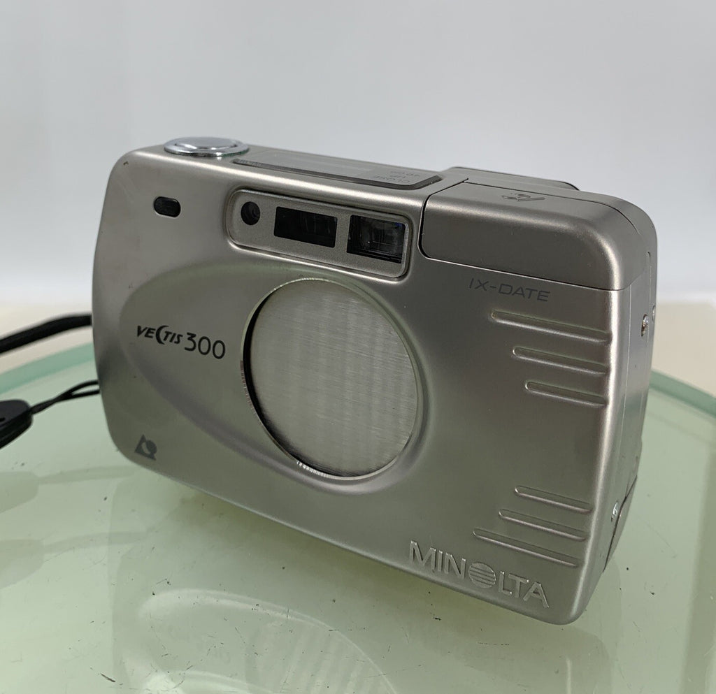 Minolta VECTIS 300 STEEL CAMERA NO CARD SILVER WITH COVER - TESTED - 9922