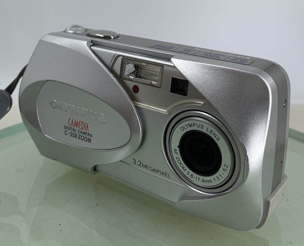 Vintage Olympus CAMEDIA 350 Zoom 3.2MP Digital Camera WITH BAG TESTED - 2082