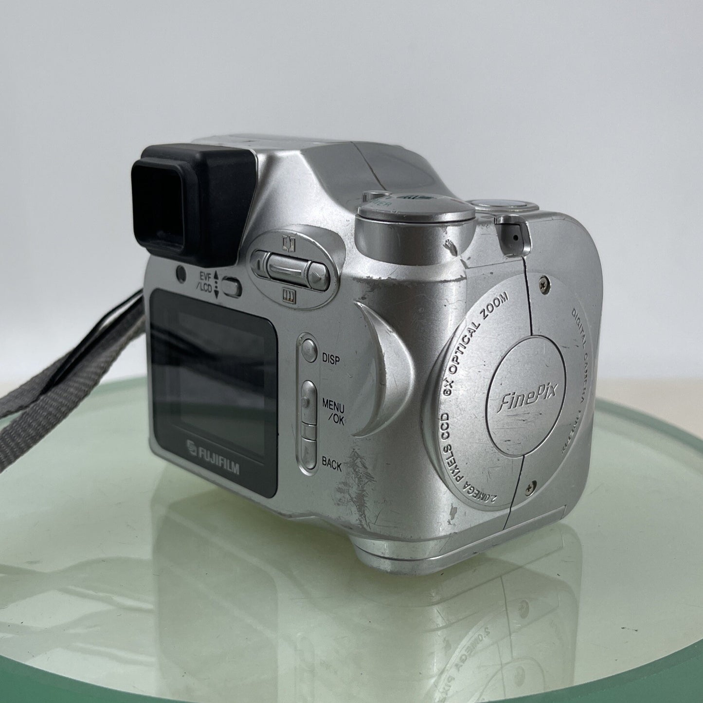 Fujifilm FinePix 2800 Zoom 2.0MP Compact Digital Camera Silver Tested #8345
