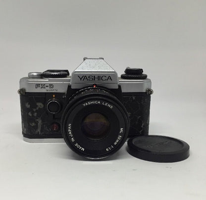 YASHICA FX-D QUARTZ 35mm FILM SLR CAMERA WITH YASHICA 50mm F/1.9 ML Lens 121