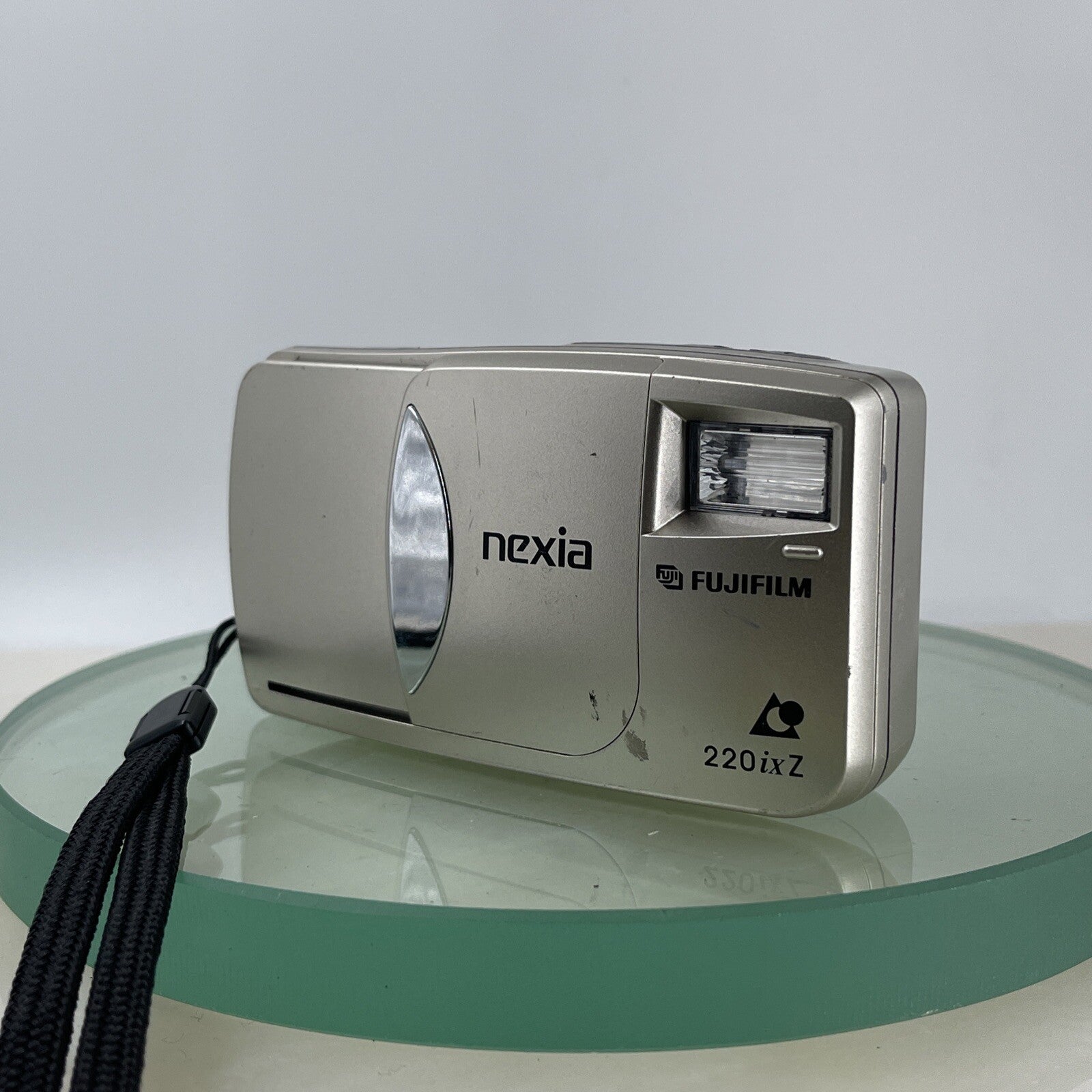 Vintage Fujifilm Nexia 220ix Z APS Film Compact Film Camera Tested #2653