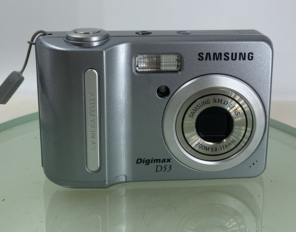Samsung Digital Camera Digimax D53 5.0MP SILVER NO CARD NO CHARGER TESTED - 5781