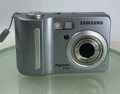 Samsung Digital Camera Digimax D53 5.0MP SILVER NO CARD NO CHARGER TESTED - 5781