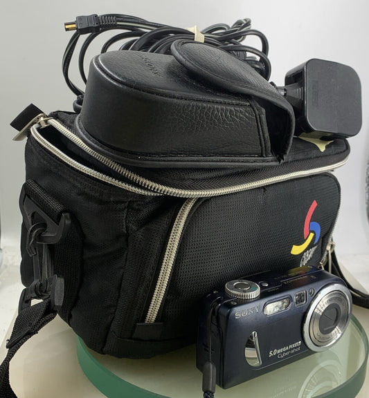 Sony CYBER-SHOT DSC-P12 5.0MP Digital Camera WITH CHARGER AND BAG TESTED - 6360