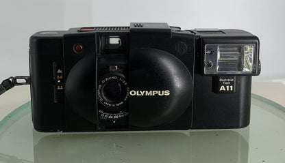 OLYMPUS XA2 Electronic Flash A11 D.ZUIKO 35mm f3.5 POINT & SHOOT CAMERA Case#1891