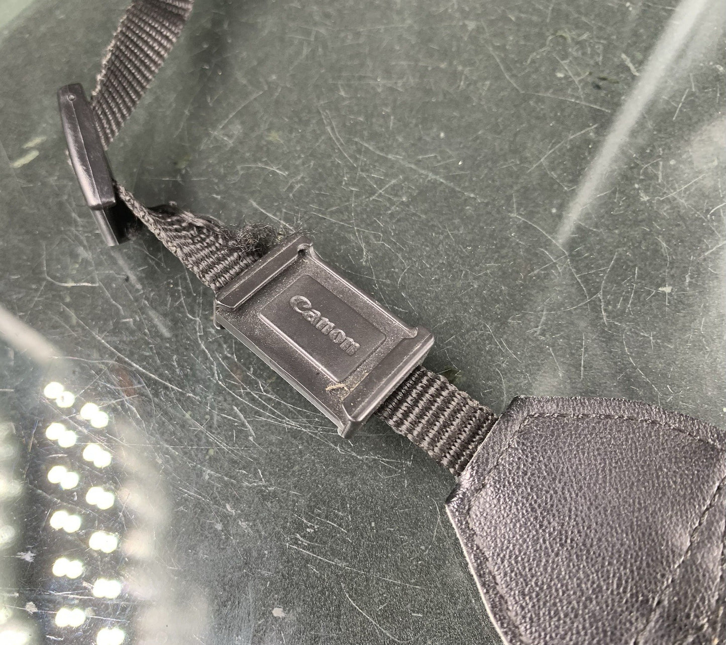 Canon Black & Red Camera Shoulder Neck Belt Strap+Good Condition #2174