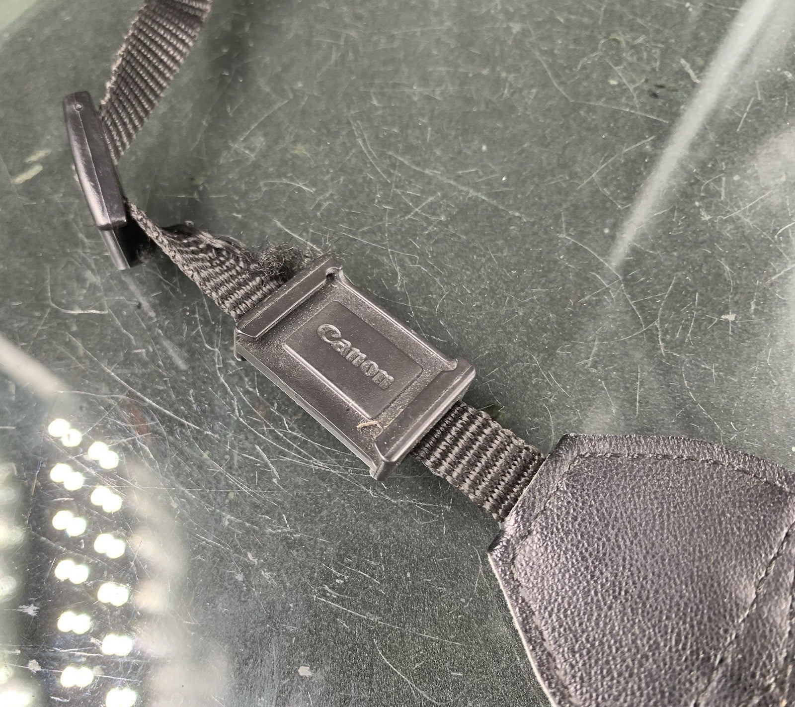 Canon Black & Red Camera Shoulder Neck Belt Strap+Good Condition #2174