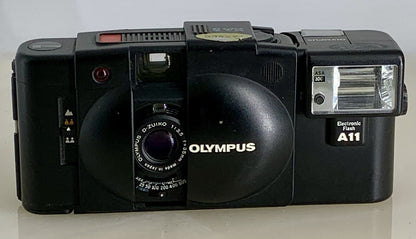 OLYMPUS XA2 Compact Camera 35mm Flash A11 D.ZUIKO 35mm f3.5 TESTED , mju 691