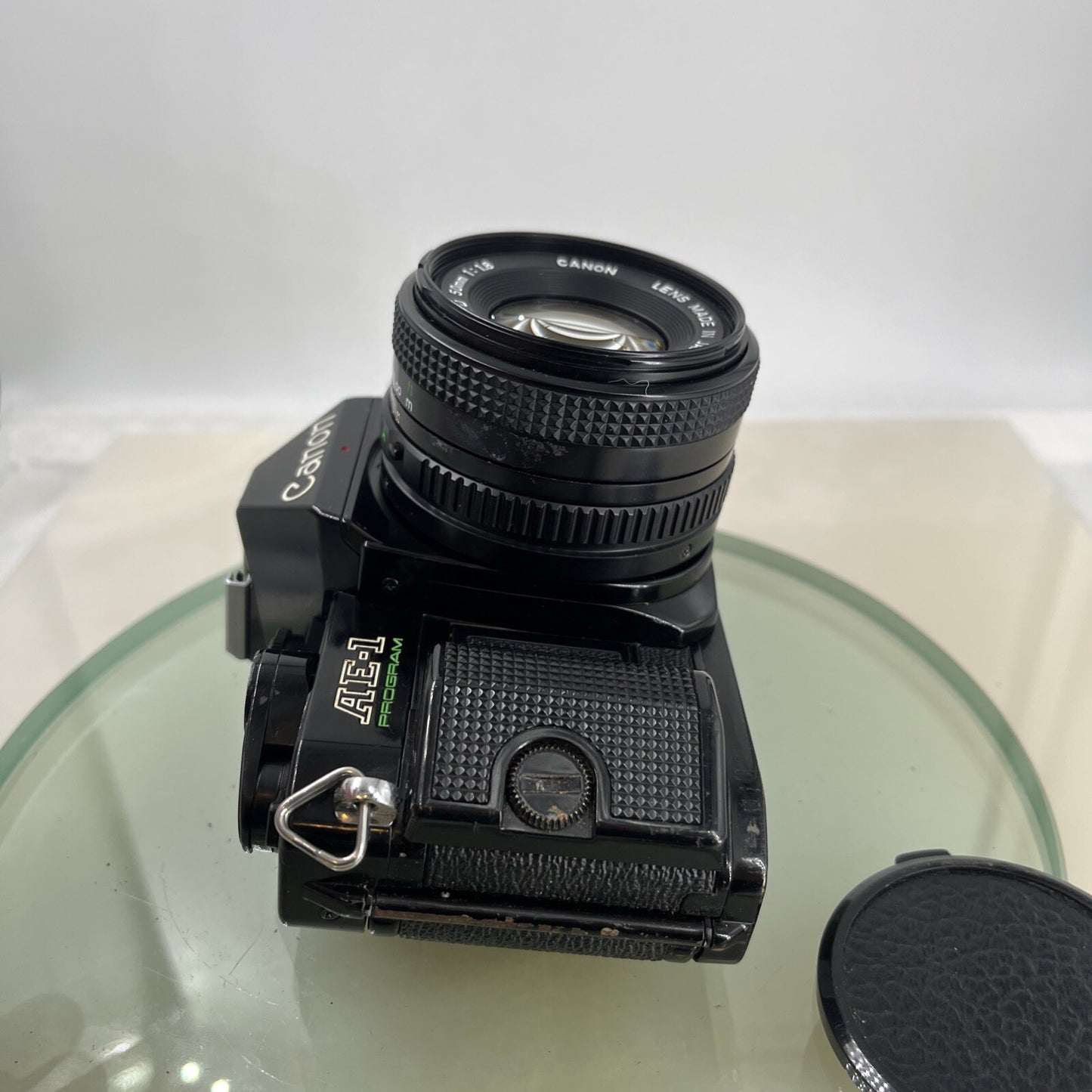 Canon AE-1 Program 35mm SLR Film Manual Camera BLACK+Canon 50mm F/1.8 FD Lens7577