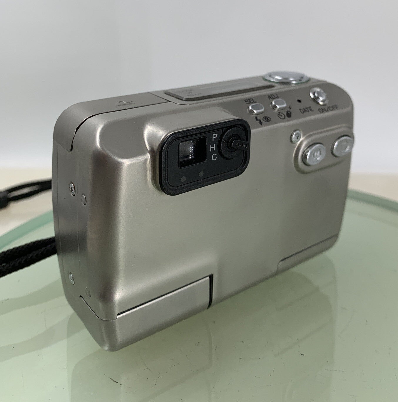 Minolta VECTIS 300 STEEL CAMERA NO CARD SILVER WITH COVER - TESTED - 9924