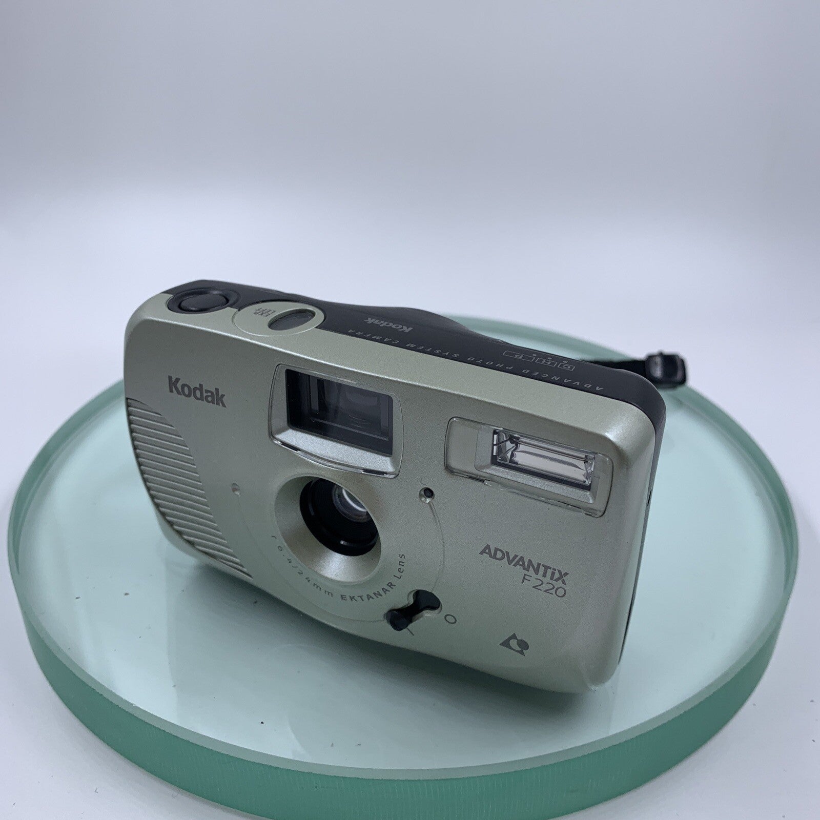 Kodak Advantix F220 APS Film Camera 6.4/24mm EKTANAR Lens # VGC  # TESTED # 7853