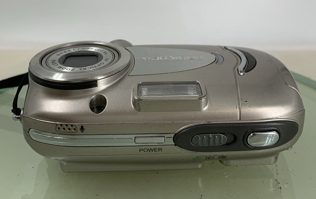 Praktica DCZ 4.4 DIGITAL CAMERA 4.0 MP SILVER DISPLAY GLASS BROKEN TESTED - 4497