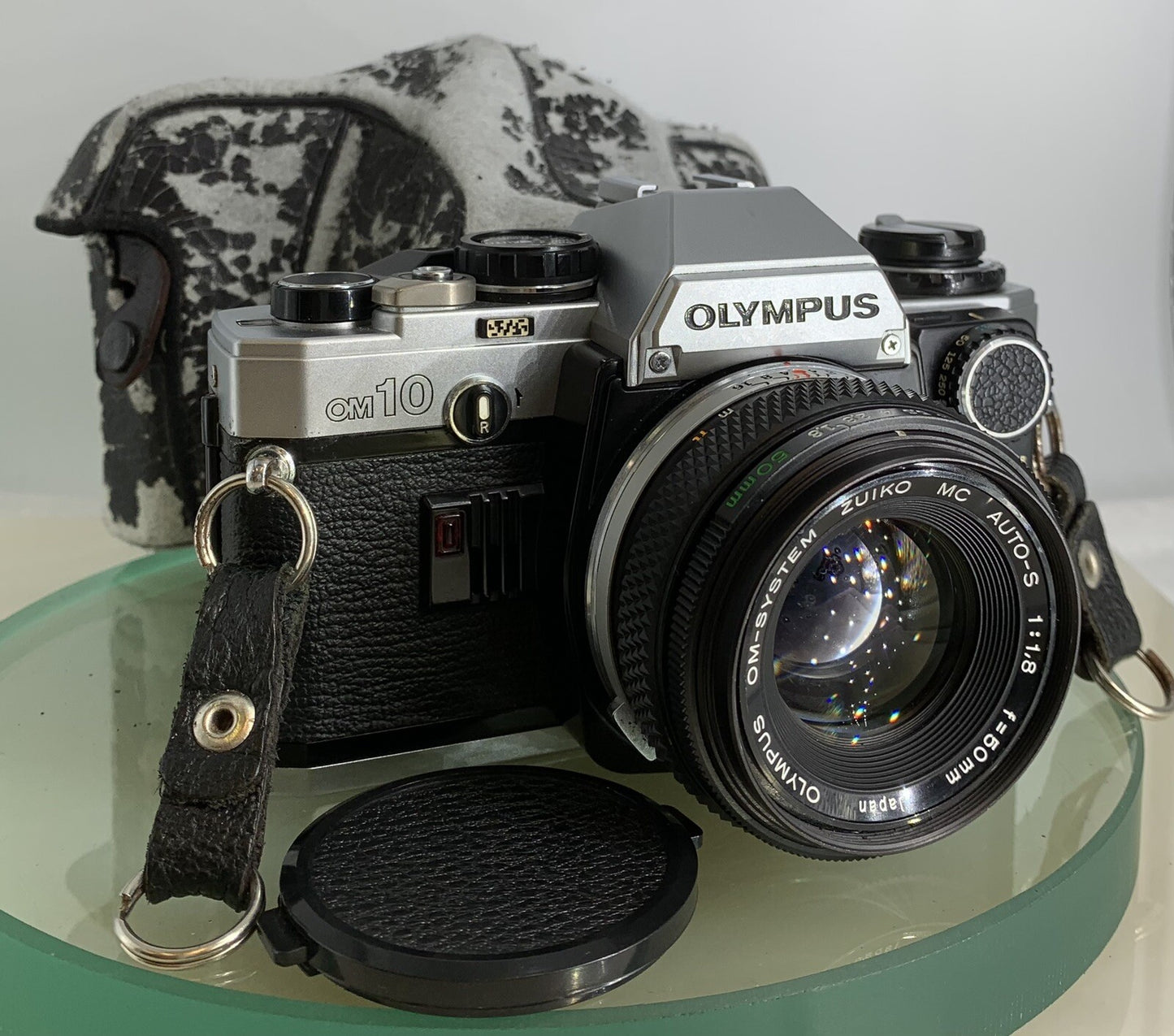Olympus OM10 35mm Film SLR Manual Camera +Olympus 50/1.8 MC Zuiko Lens TESTED2980