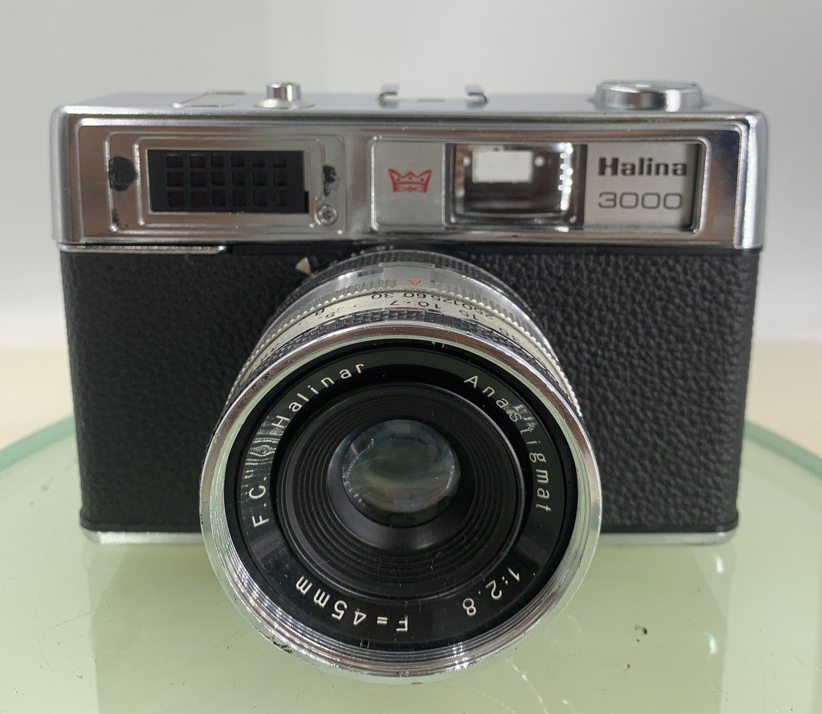 HALINA 3000 CAMERA 45MM POINT AND SHOOT FILM CAMERA BLACK - TESTED - 2701