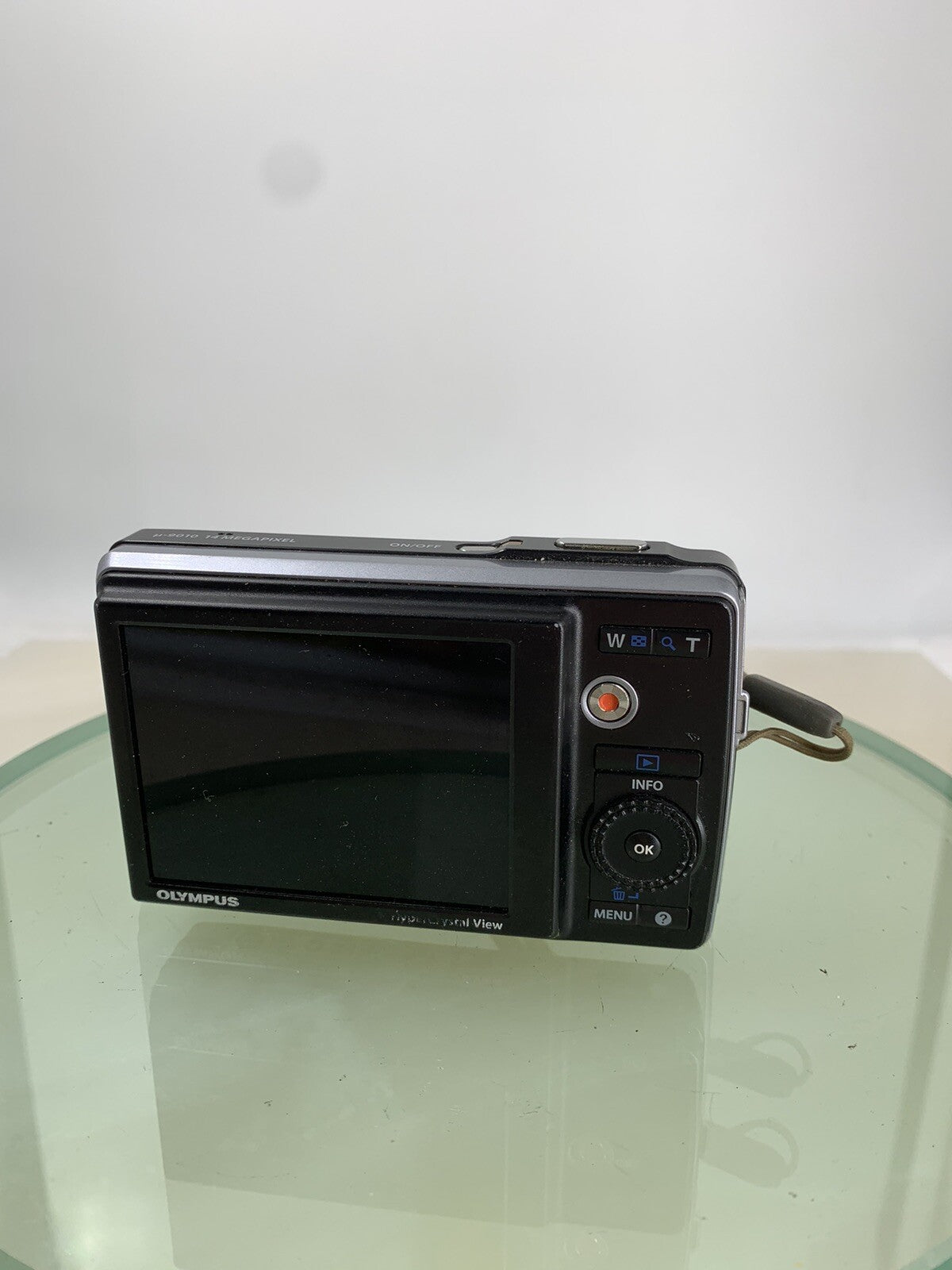 Olympus U-9010 COMPACT DIGITAL CAMERA BLACK + CHARGER + WIRE TESTED - 6964