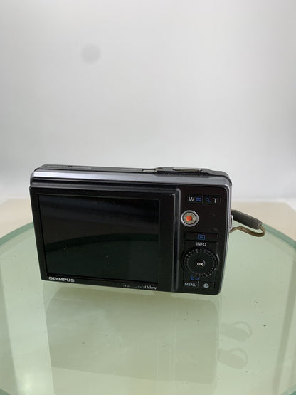 Olympus U-9010 COMPACT DIGITAL CAMERA BLACK + CHARGER + WIRE TESTED - 6964